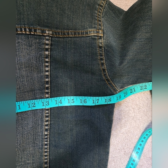 Max Plus Studded/ Scratched Denim Jacket. Size Small - Picture 12 of 13
